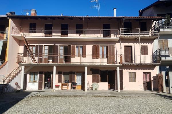 VENDITA Casa semi-indipendente Strambino