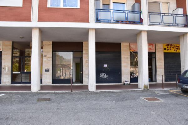 VENDITA Negozio Romano Canavese