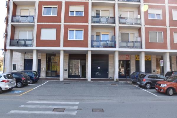 VENDITA Negozio Romano Canavese