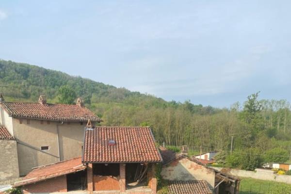 VENDITA Casa indipendente Caravino