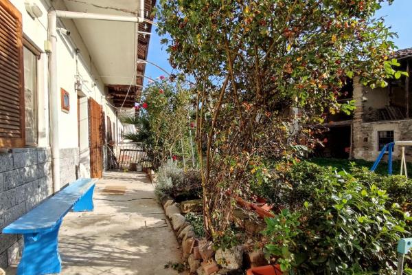 VENDITA Casa semi-indipendente Caravino