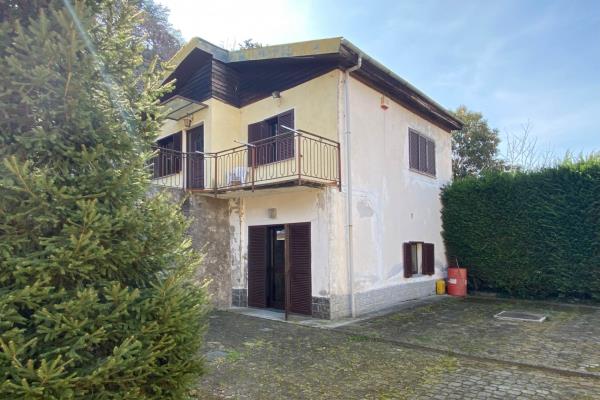 VENDITA Casa indipendente Ivrea