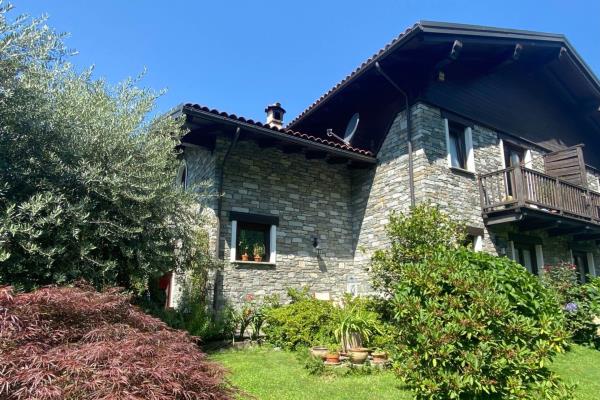 VENDITA Villa a schiera Hone