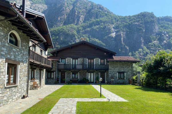 VENDITA Villa a schiera Hone