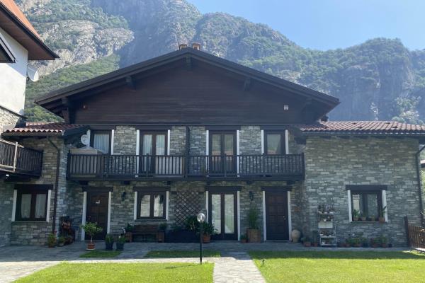 VENDITA Villa a schiera Hone
