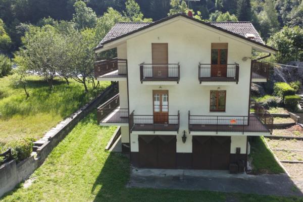 VENDITA Casa indipendente Fontainemore