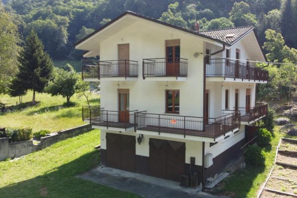 VENDITA casa indipendente Fontainemore (AO)