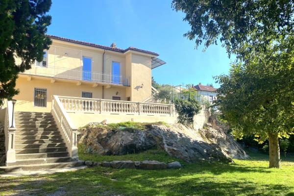 VENDITA Appartamento con giardino Ivrea