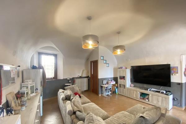 VENDITA Casa semi-indipendente Colleretto Giacosa