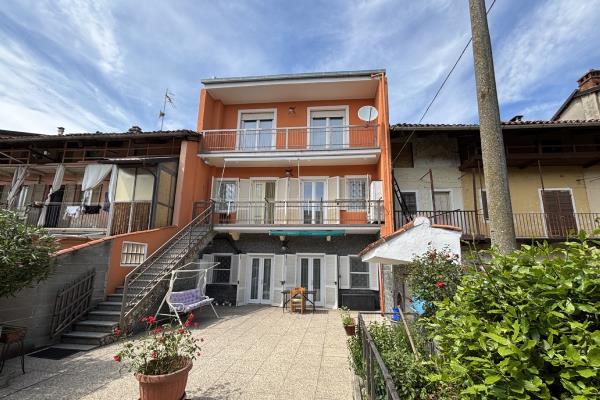 VENDITA casa semi-indipendente Strambino (TO)