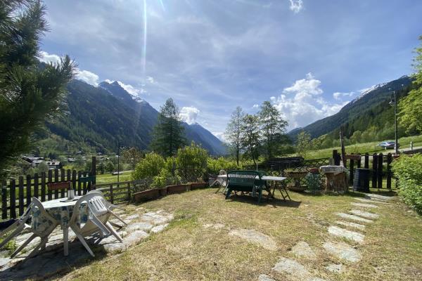 VENDITA Appartamento con giardino Gressoney-Saint-Jean