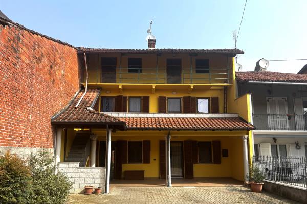 VENDITA Casa semi-indipendente Strambino