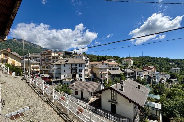 VENDITA Casa semi-indipendente Andrate