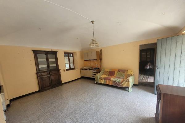 VENDITA Casa indipendente Loranz