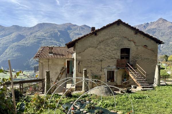 VENDITA Casa indipendente Settimo Vittone