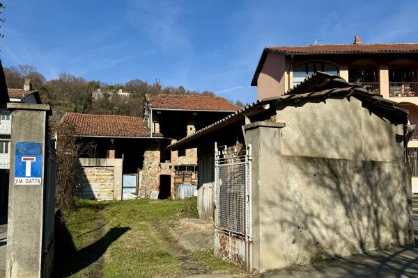 VENDITA Rustico o Casale Samone