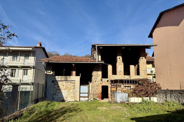 VENDITA Rustico o Casale Samone