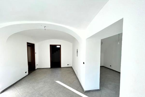 VENDITA Casa semi-indipendente Azeglio