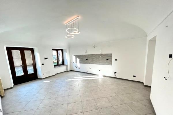 VENDITA Casa semi-indipendente Azeglio