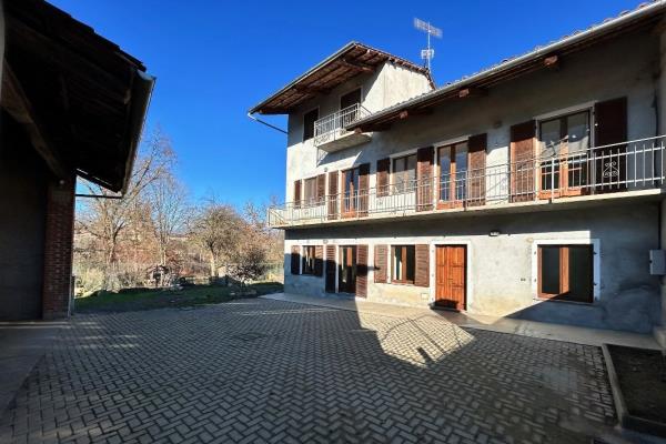 VENDITA casa semi-indipendente Azeglio (TO)