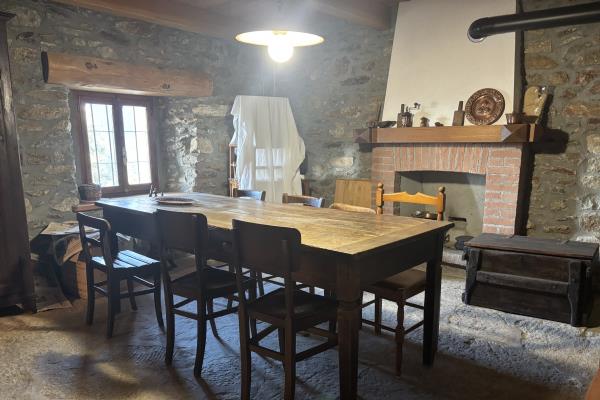 VENDITA Casa semi-indipendente Settimo Vittone