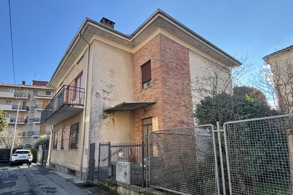 VENDITA bifamiliare Ivrea (TO)