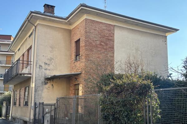 VENDITA Bifamiliare Ivrea