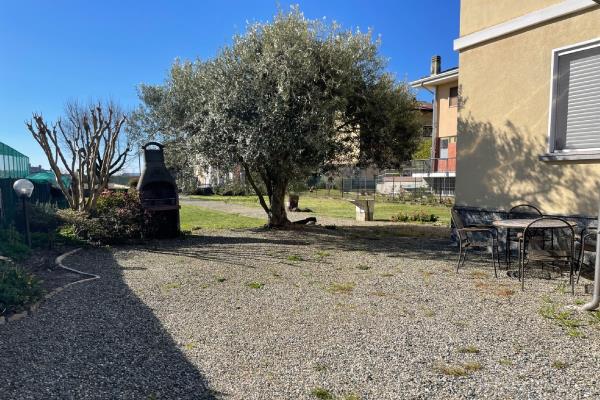 VENDITA Bifamiliare Samone