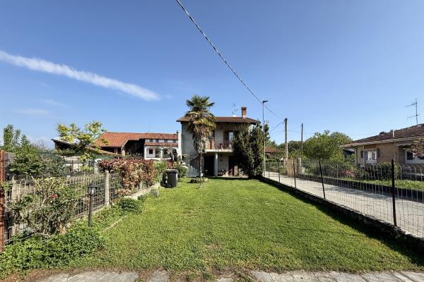 VENDITA Casa indipendente Strambino