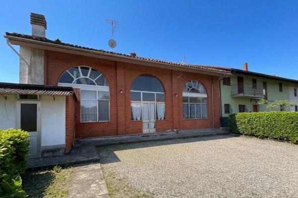 VENDITA Casa semi-indipendente Strambino