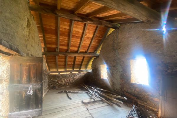 VENDITA Rustico o Casale Perloz