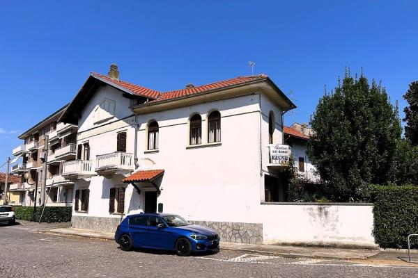 VENDITA casa semi-indipendente Santhi� (VC)