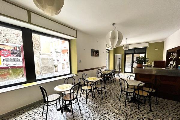 VENDITA Attivit� commerciale Ivrea