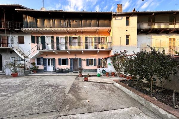 VENDITA Casa semi-indipendente Azeglio